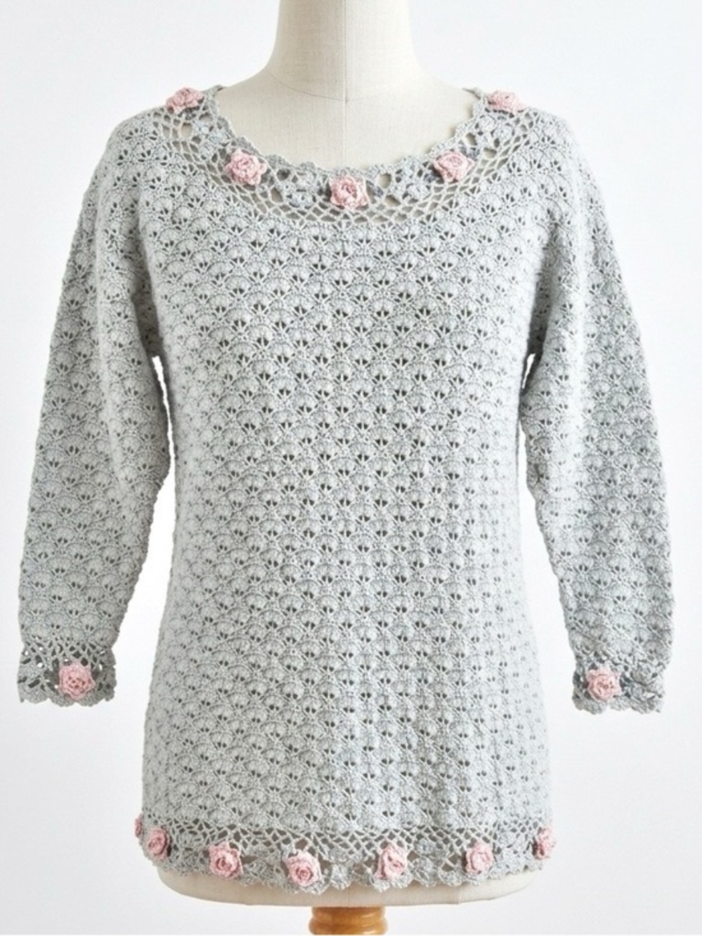 Shenanigans Hand Knit Pastel Floral Appliqué 3/4 Sleeve Sweater Vintage 90s